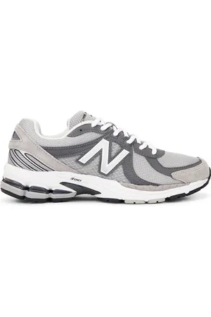 Comme des Garçons X New Balance 990v6 in