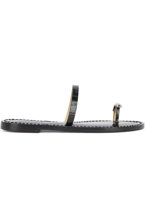 AMANU The Kibera Sandal in