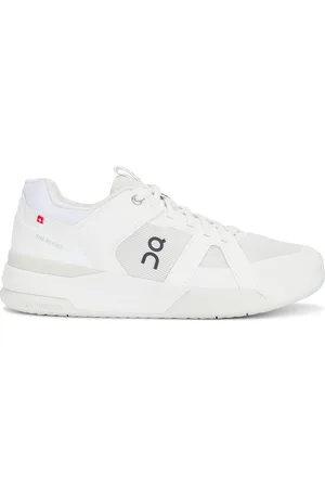 On Running The Roger Clubhouse Pro Sneaker in