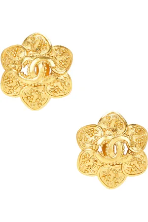 CHANEL 1996 CC Flower Clip-On Earrings in