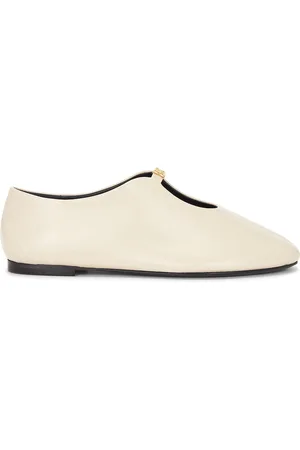 Givenchy 4g Liquid Ballerina Flat in