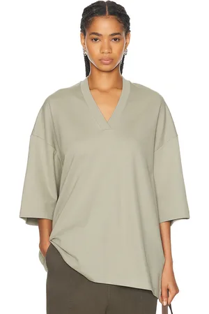 FEAR OF GOD Viscose Milano V-neck Tee in