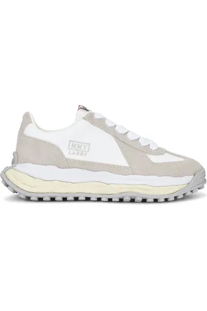 Maison Mihara Yasuhiro Larry Original Sole Leather Low-Top Sneaker in