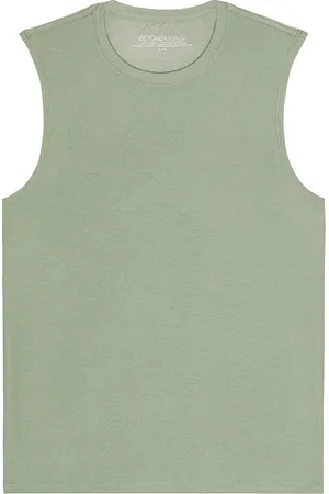 Beyond Yoga Featherweight Freeflo Muscle Tank in