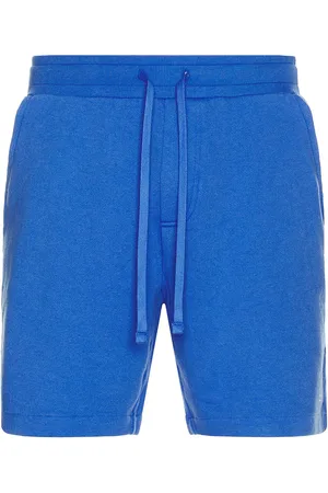 alo Chill Short in
