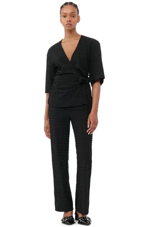 Ganni Stretch Seersucker Cropped Trousers in Size 36 Elastane/Nylon/Polyester Women