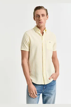 GANT Miehet Regular fit ‑mitoitettu raidallinen lyhythihainen puuvilla-pellavapaita (S)