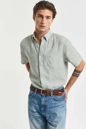 GANT Miehet Lyhythihainen regular fit ‑mitoitettu pellavapaita (S)