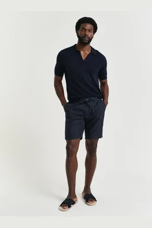 GANT Miehet Regular fit ‑mitoitetut pellavaiset liituraitashortsit (S)