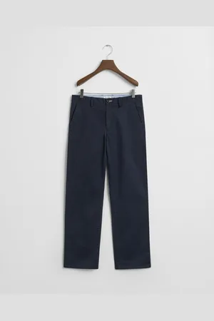 GANT Nuoret Teen Boys ‑malliston relaxed fit ‑mitoitetut chinot (134/140)