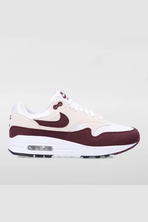 Nike Sneakers Woman color