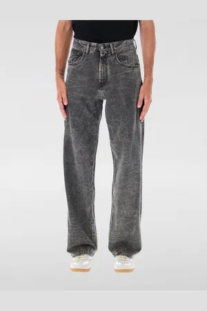 Maison Margiela Jeans Men color