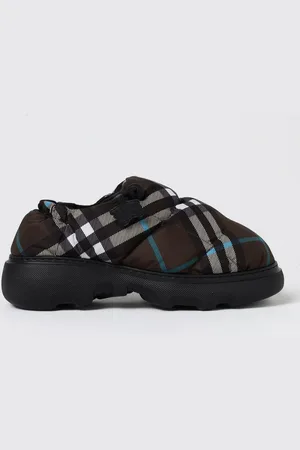 Burberry Sneakers Woman color