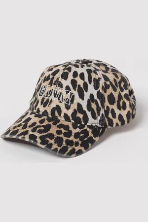Ganni Hat Woman color