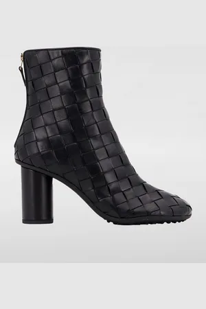 Bottega Veneta Flat Ankle Boots Woman color