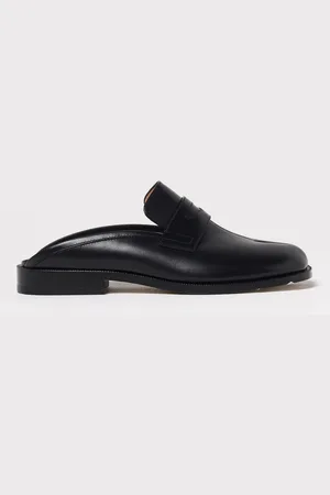Maison Margiela Sandals Men color