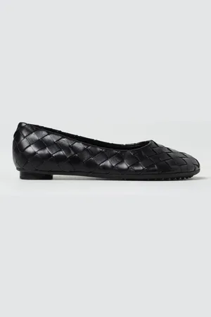 Bottega Veneta Ballet Flats Woman color