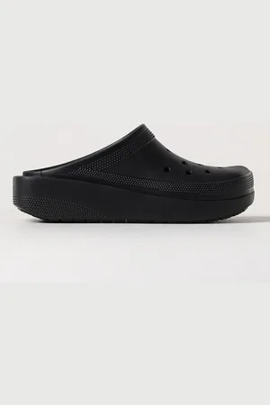 Crocs Sandals Men color