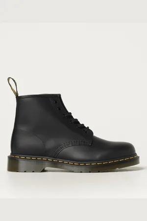 Dr. Martens Boots Men color
