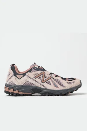 New Balance Sneakers Men color