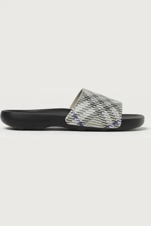 Burberry Sandals Men color