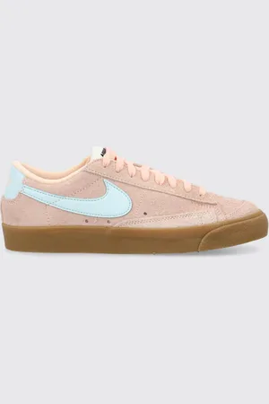 Nike Sneakers Woman color