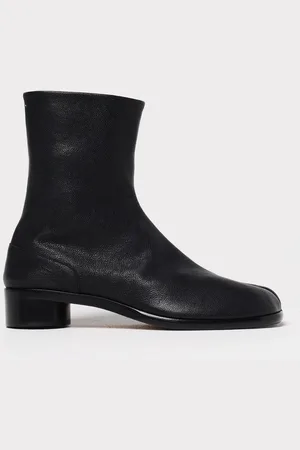 Maison Margiela Boots Men color
