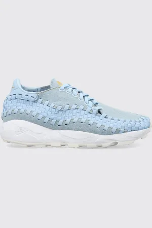 Nike Sneakers Woman color