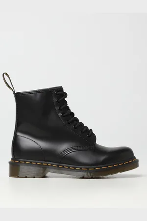 Dr. Martens Boots Men color