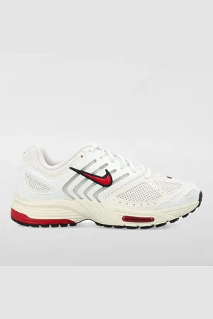 Nike Sneakers Woman color