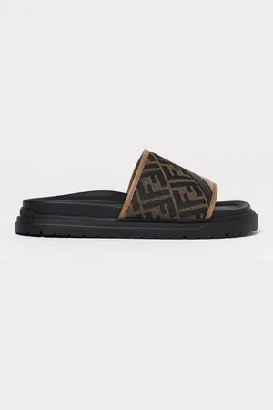 Fendi Sandals Men color