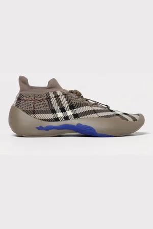 Burberry Sneakers Men color