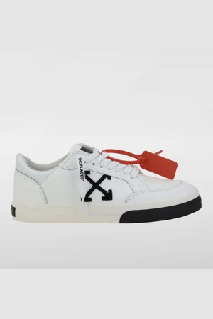 OFF-WHITE Sneakers Men color