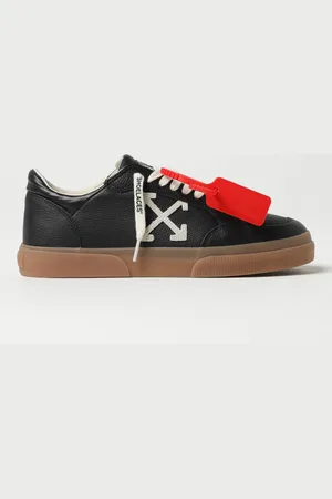 OFF-WHITE Sneakers Men color