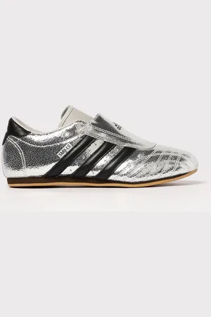 adidas Sneakers Woman color