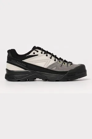 Salomon Sneakers Men color
