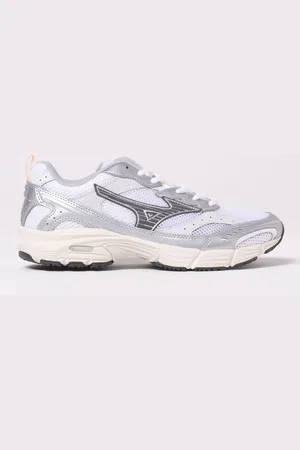 Mizuno Sneakers Men color