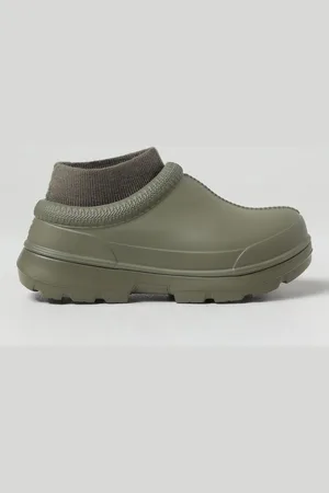 UGG Flat Ankle Boots Woman color