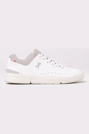 On Running Sneakers Men color