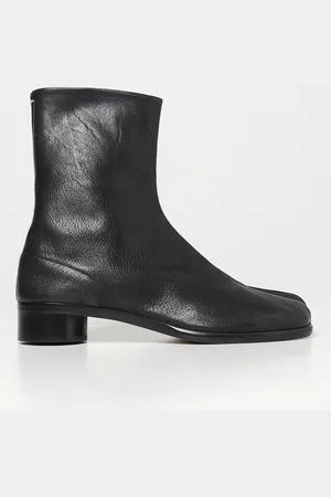 Maison Margiela Boots Men color