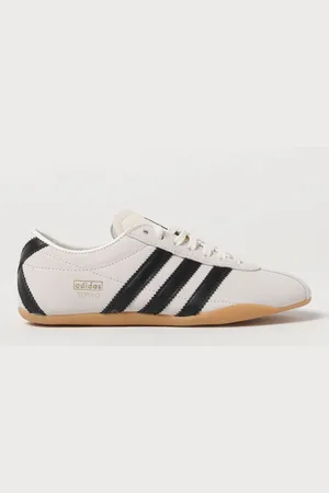 adidas Sneakers Woman color