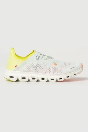 On Running Sneakers Woman color