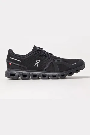 On Running Sneakers Men color