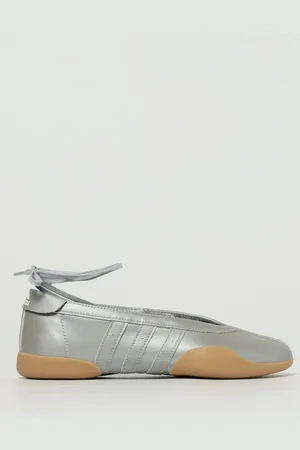 adidas Sneakers Woman color