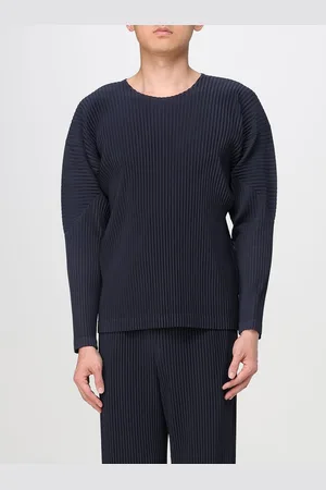 Issey Miyake T-Shirt Men color