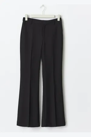 Gina Tricot Petite relaxed trousers - Leveät puvunhousut - Musta - 42 - Naiset