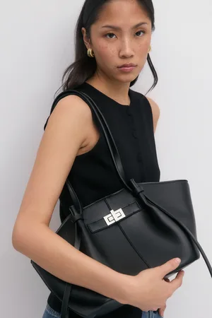 Gina Tricot Midi long strap bag - Olkalaukut - Musta - ONESIZE - Naiset