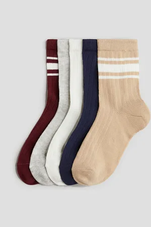 H&M 5 paria ribbineulesukkia