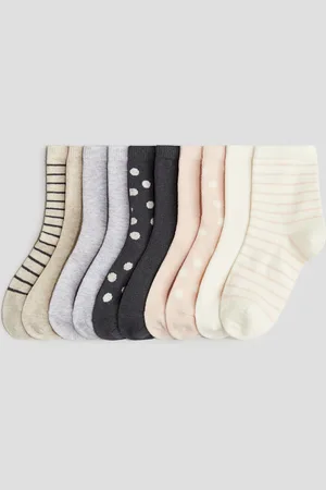 H&M 10 paria sukkia