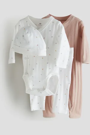H&M Neliosainen pointelle-trikoinen lahjasetti